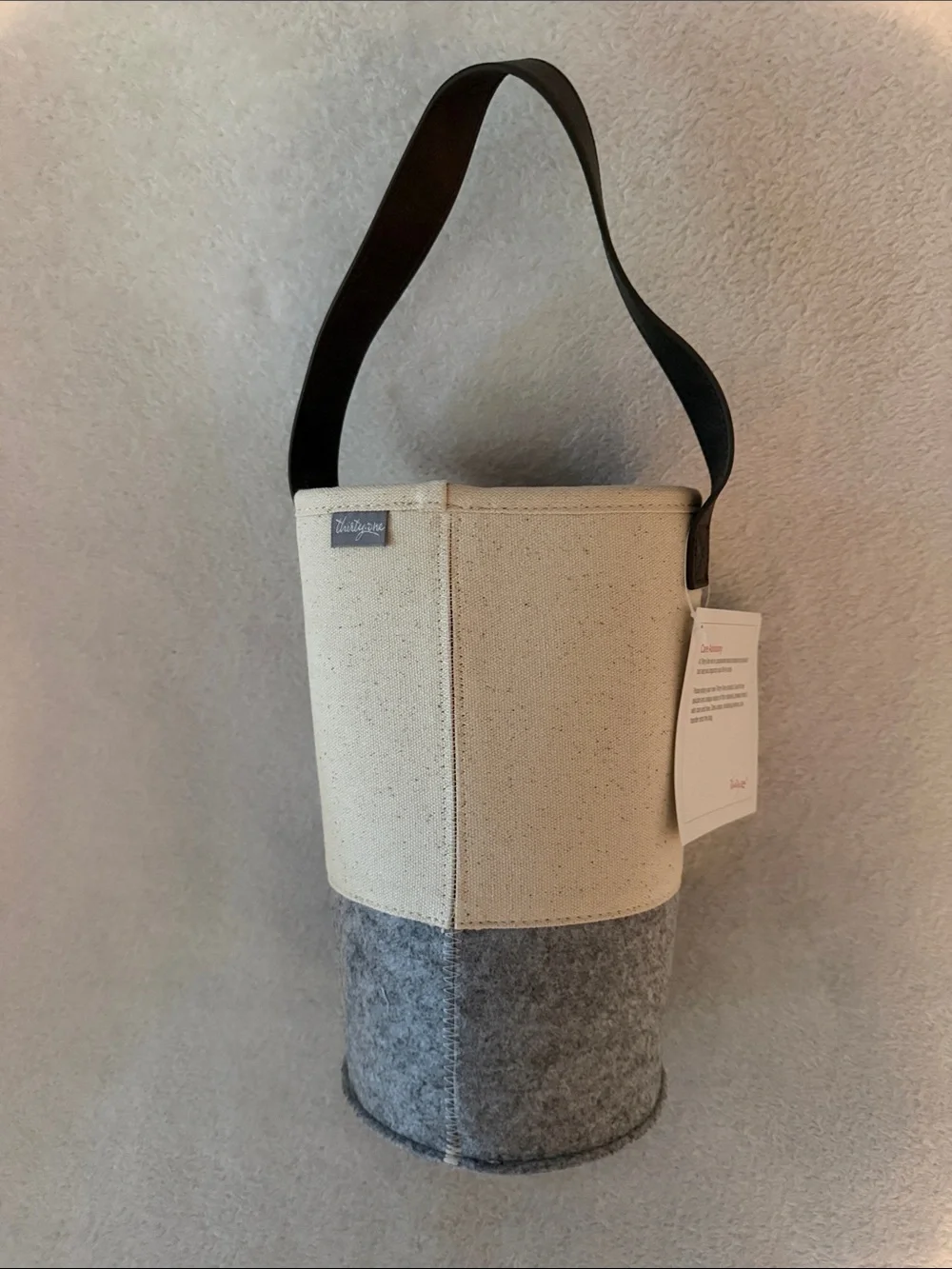 NWT thirty-one Felt Wine & Gift Bag in Natural and Whisper Grey